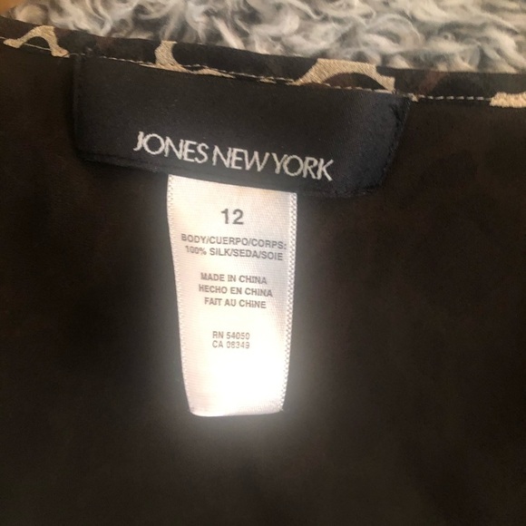 Women’s leaped Prints New York Jones top Size12? - Picture 4 of 4